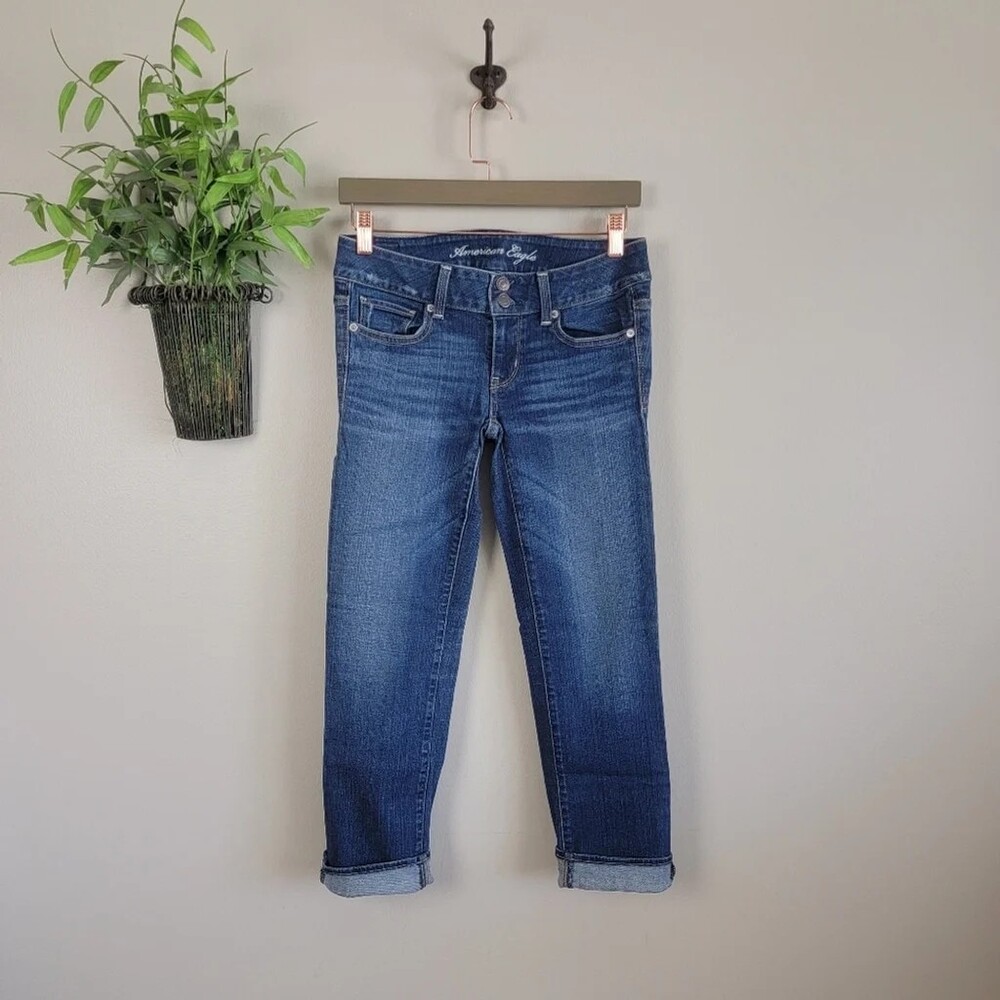 AE 2 American Eagle Artist Crop Jeans Low Rise Dark Wash Distressed Stretch
